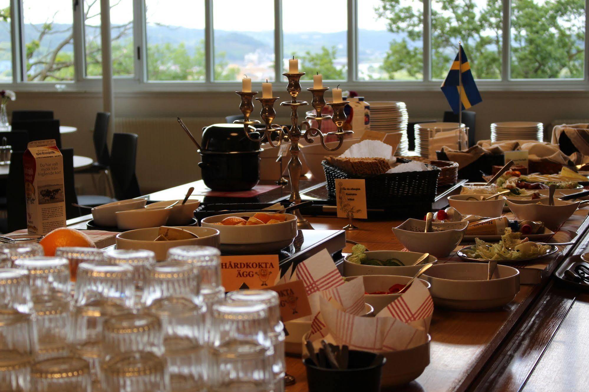 Nordiska Folkhoegskolan Bed And Breakfast Kungalv Bagian luar foto