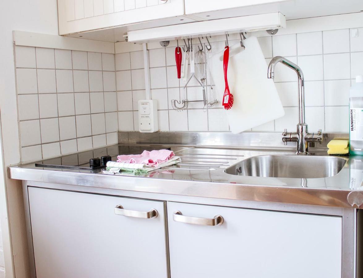 Nordiska Folkhoegskolan Bed And Breakfast Kungalv Bagian luar foto